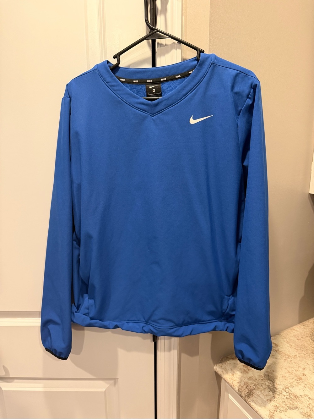 Women’s Nike Pullover windbreaker jacket Medium